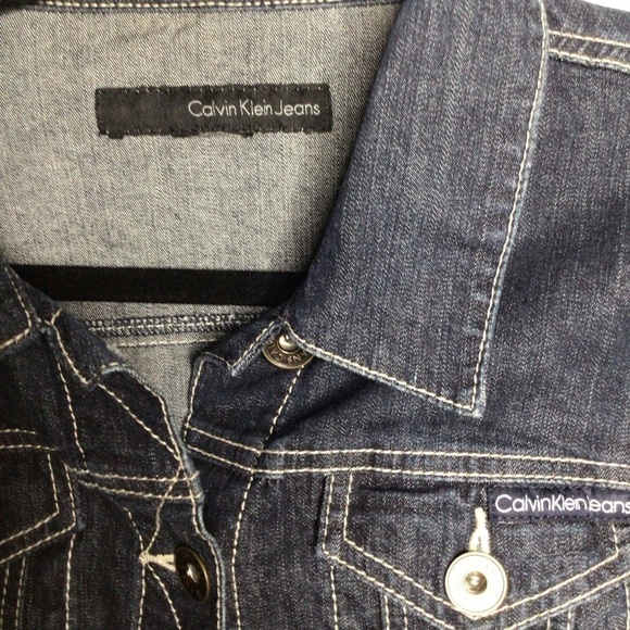 Calvin Klein Cropped Jean Jackets - Picture 3 of 14